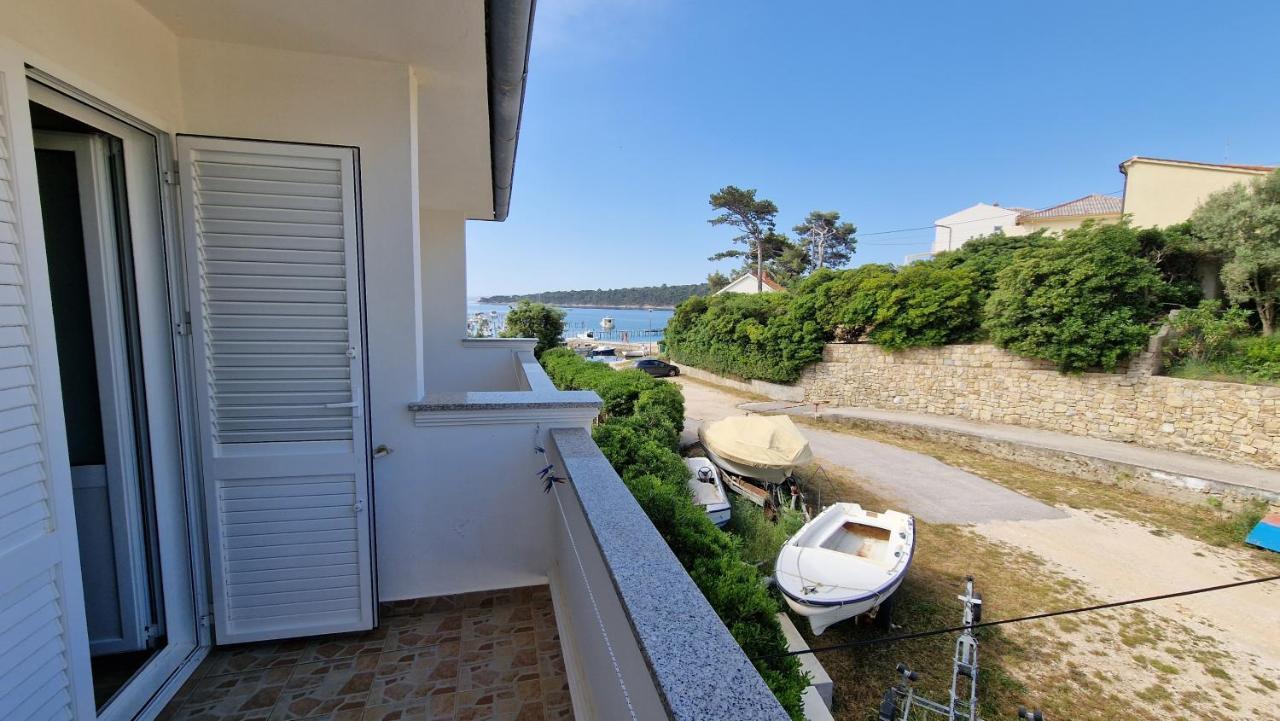 Ferienwohnung Haus Anica Rab Town Exterior foto